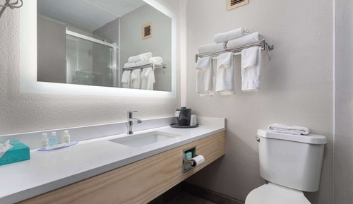 Room, 2 Queen Beds, Non Smoking