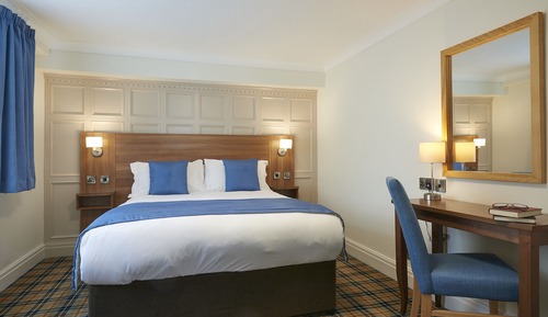 Cottage Executive Double-Twin