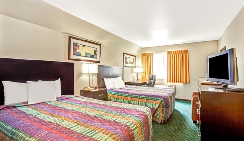 Room, 2 Queen Beds, Accessible, Non Smoking