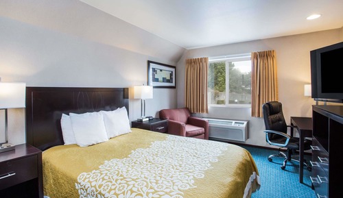 Standard Room, 1 Queen Bed, Non Smoking