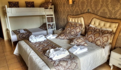 Superior Room, Partial Sea View (with Bunk Bed)