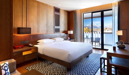 Snow Mountain King Room 