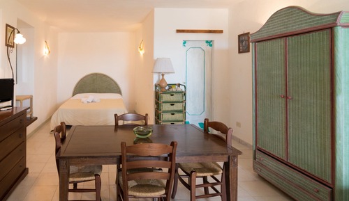 Standard Apartment, Kitchenette, Garden Area