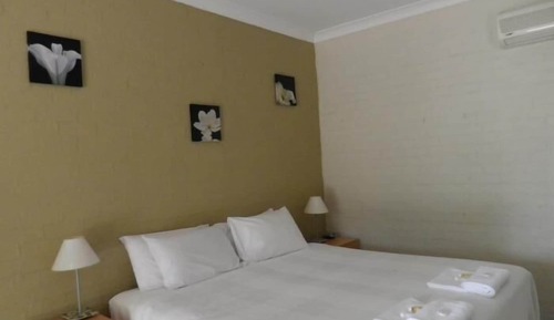 Traditional Room, Non Smoking, Kitchenette (Queen Room)