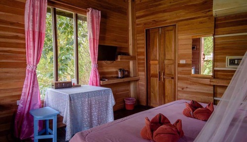 Villa River Side