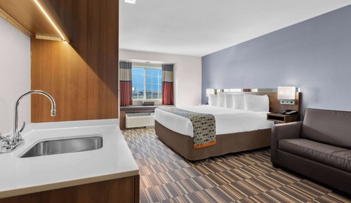 Studio Suite, 1 King Bed, Accessible, Non Smoking (Mobility,Hearing,Tub w/Grab Bars)