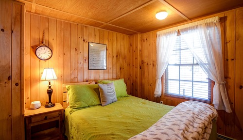 Room 1 - Linden