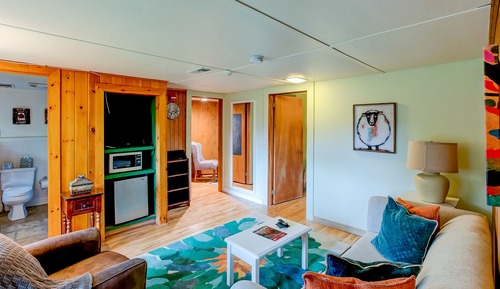 Suite 2 - Sugar Maple