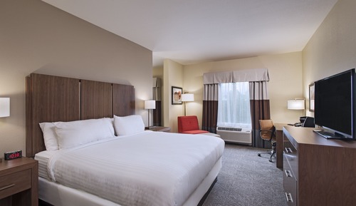 Standard Room, 1 King Bed, Accessible (Mobility)