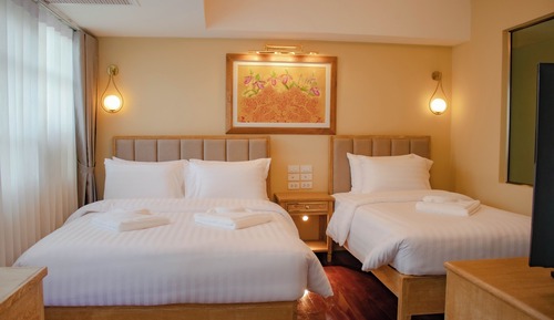 Deluxe Triple Room