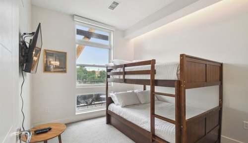 Condo, Multiple Beds, Kitchen (Unit 203)