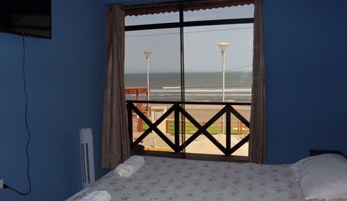 Basic Room, 1 Queen Bed, Beach View