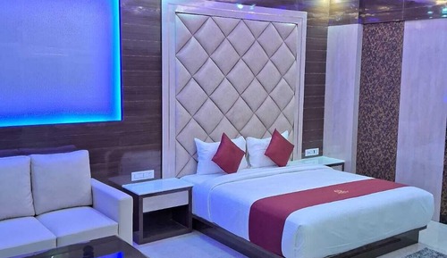 Honeymoon Cottage