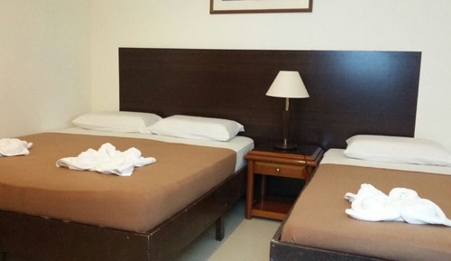 Superior Fan Room Triple Sharing