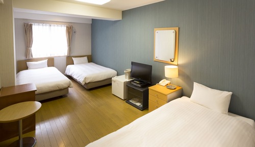 Triple Room, Smoking (No Parking Offer)