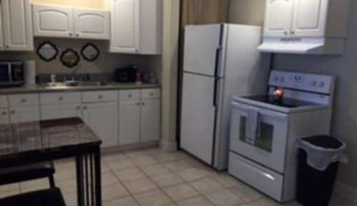 Double Queen Bed, Efficiency, Kitchenette