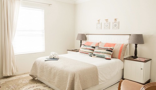 Deluxe Room, 1 Bedroom (Coral Room)