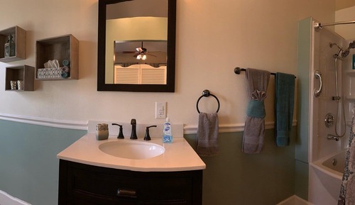 Room, Private Bathroom (The Vanner)