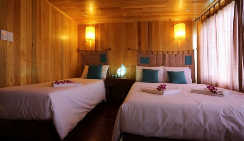 Deluxe Triple Room, Multiple Beds, Ocean View