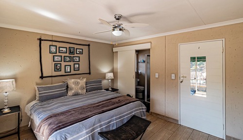 Guinea Fowl - Twin/Double Room