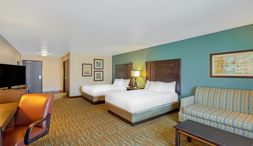 Deluxe Suite, 2 Queen Beds, Non Smoking