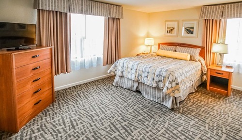 Family Condo, 2 Bedrooms (1 Queen, 2 Twins and 1 Sofa Beds)