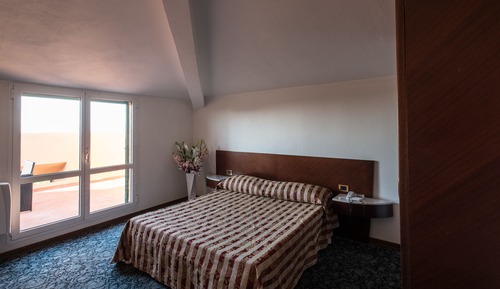 Double Room Single Use