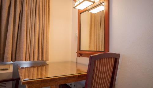 Economy Room, 2 Queen Beds