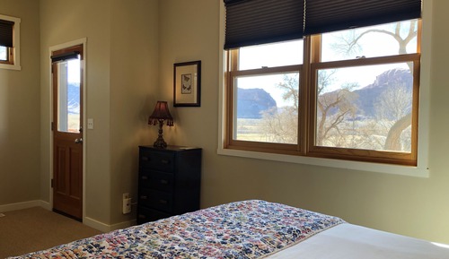 Unit 17 Townhouse 2-Bedroom, Loft & Kitchen