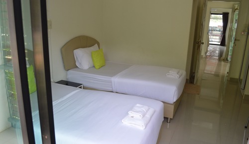 Standard Room 2 Single Beds