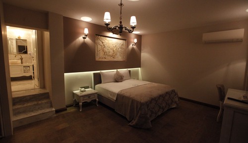 Family Quadruple Room, Patio, Garden View