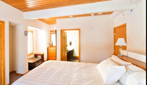 Accessible Room, King Bed