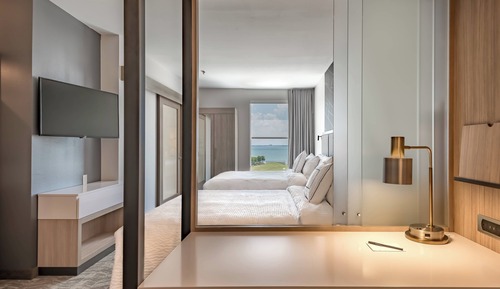 Suite, Multiple Beds (Mobility Accessible, Tub)