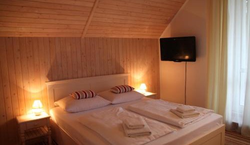 Room #80604609
