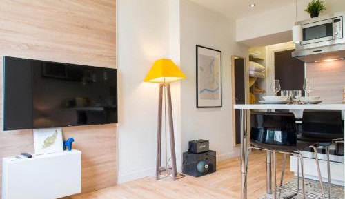 Studio Apartment