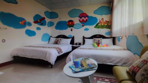 Quadruple Room with Private Bathroom