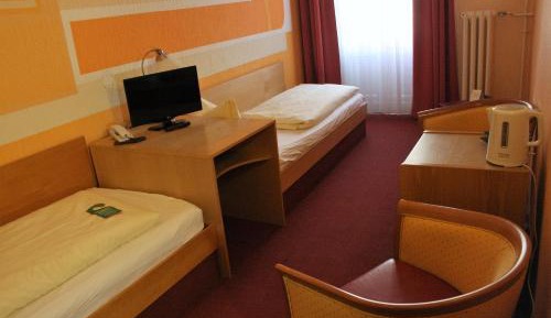 Twin Room with Bathroom