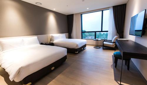 Premium Twin Room