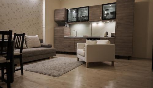 Apartment with Garden View