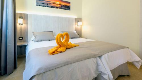 One-Bedroom Apartment with Terrace