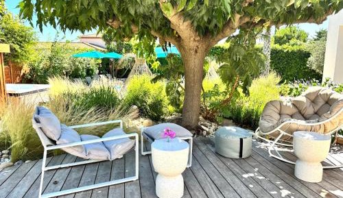 King Room with Pool View