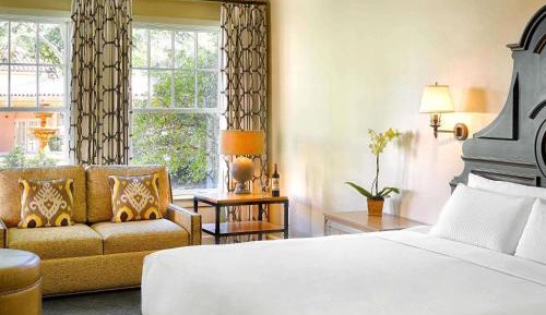 Fairmont King Room with Sofa Bed and Garden View