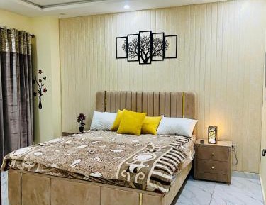 One-Bedroom Apartment with Balcony