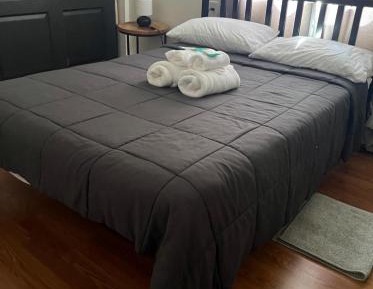 Standard Double Room with Shared Bathroom