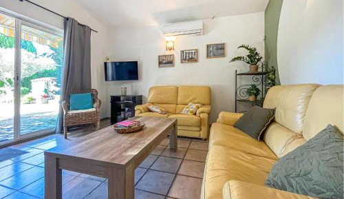 One-Bedroom Vacation Home