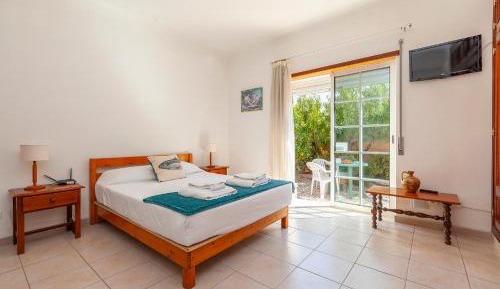 Double Room with Private Bathroom