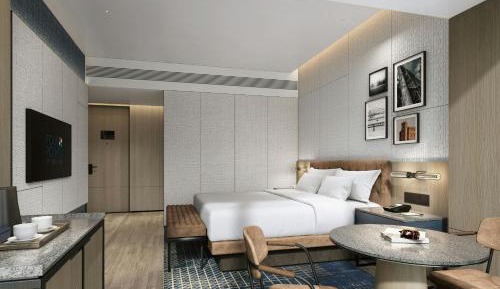 Superior King Room with River View