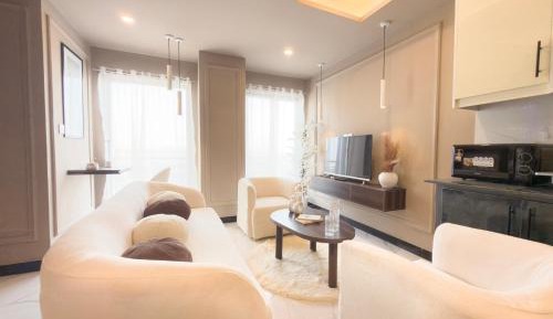 Suite with City View