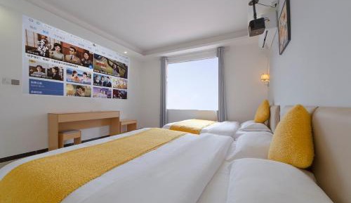 Standard Family Room