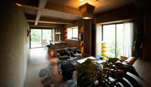 Apartment with Balcony